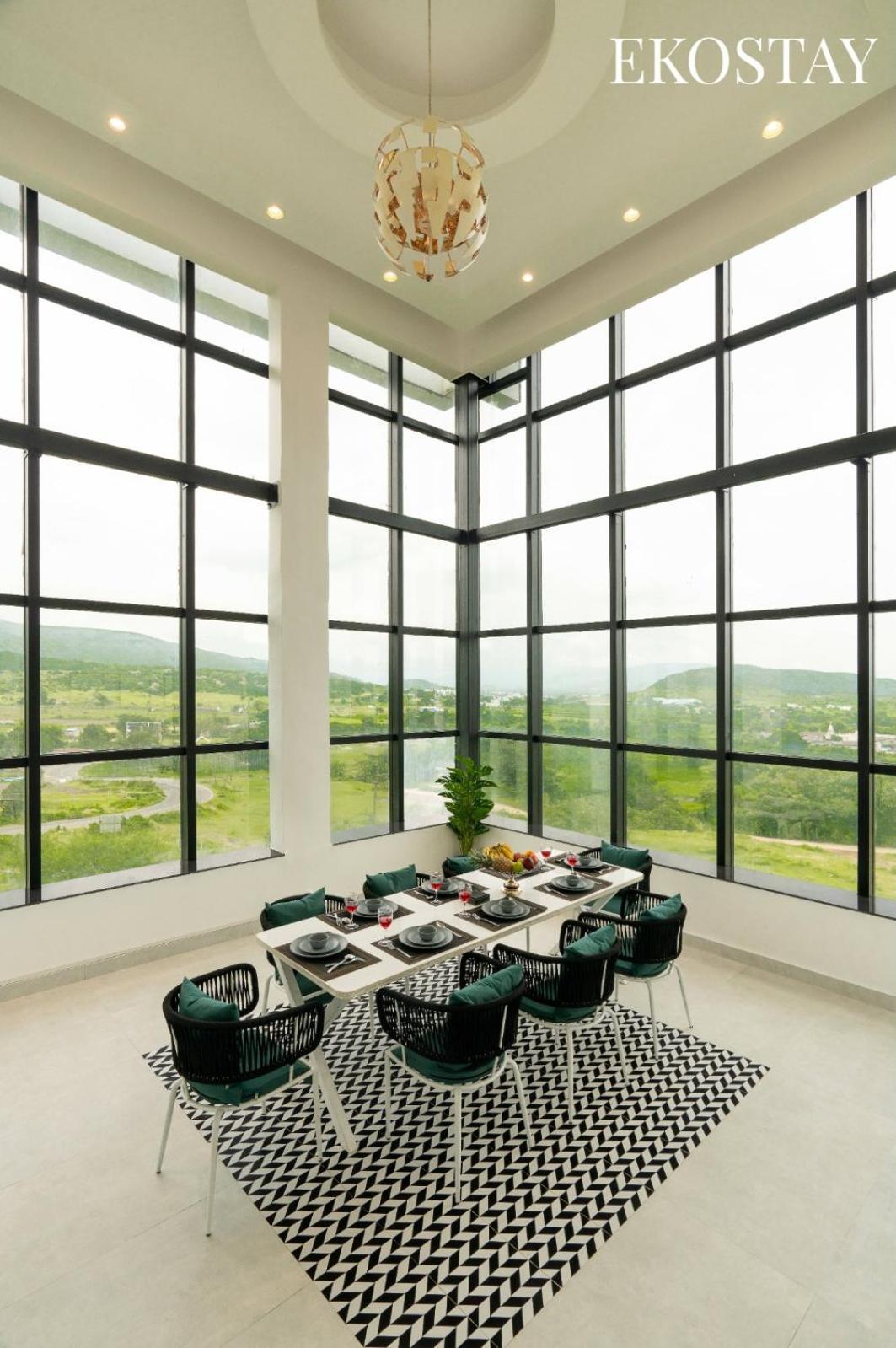 Ekostay Gold - Gravity Villa Lonavala Bagian luar foto