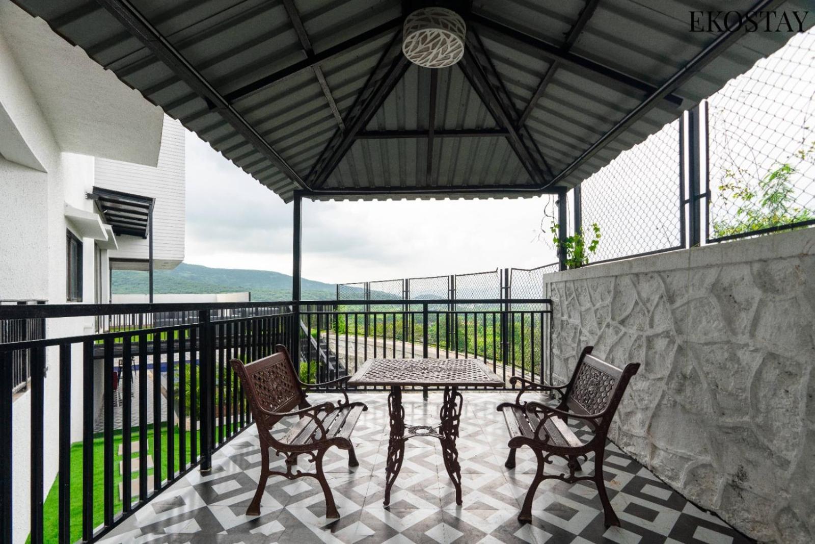 Ekostay Gold - Gravity Villa Lonavala Bagian luar foto