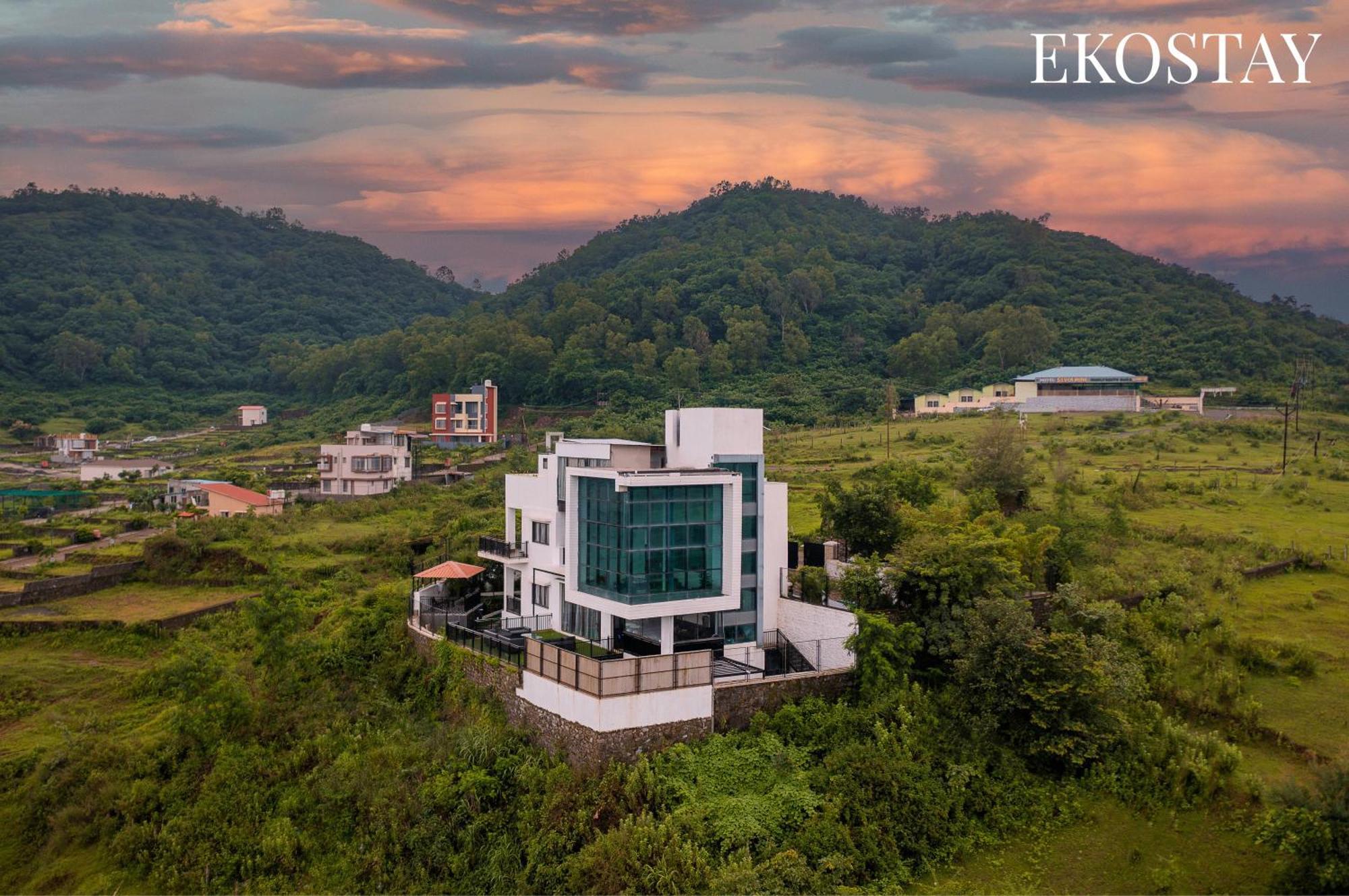 Ekostay Gold - Gravity Villa Lonavala Bagian luar foto